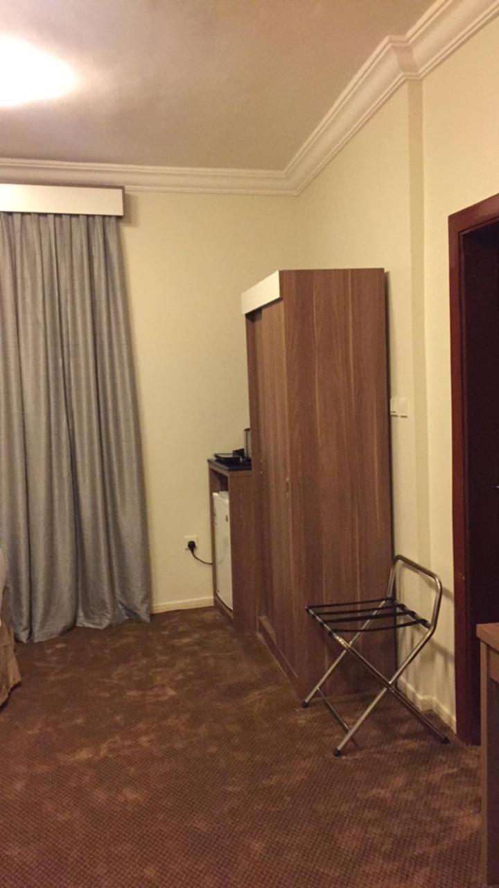 Hotel فندق الماسة المكية La Meca Exterior foto