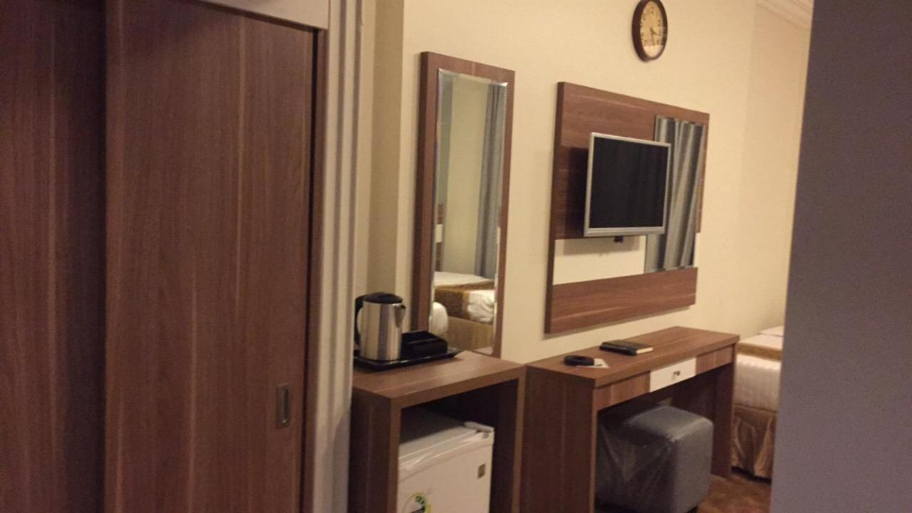 Hotel فندق الماسة المكية La Meca Exterior foto